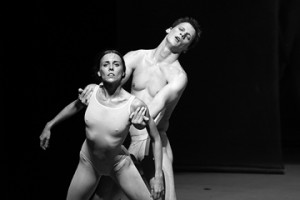 Сцена из балета "Пер Гюнт". Фото Holger Badekow