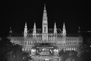• Открытие Венского фестиваля на Ратушной площади. Фото Mike Ranz