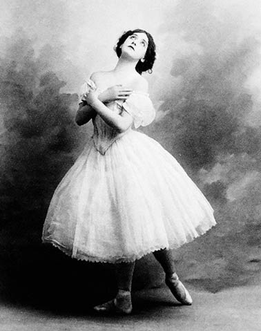 Тамара Карсавина в балете “Шопениана”